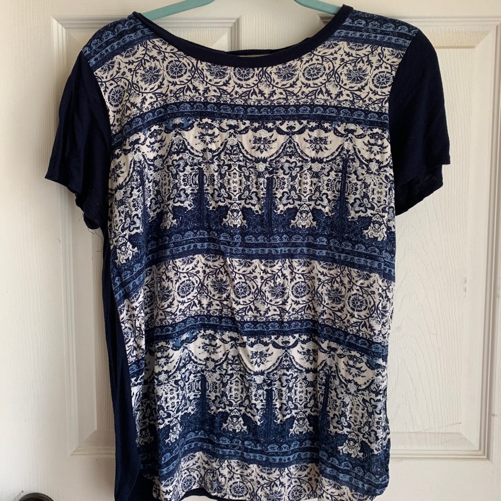 Forever 21 navy patterned top